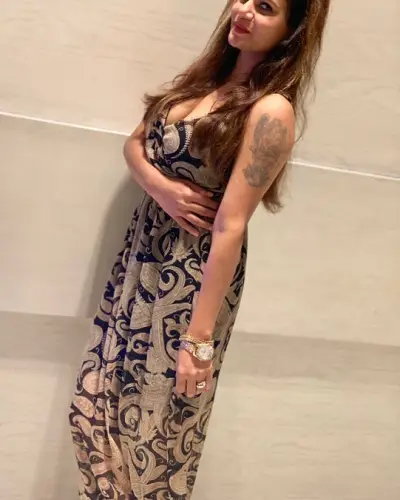 Bantala Escort